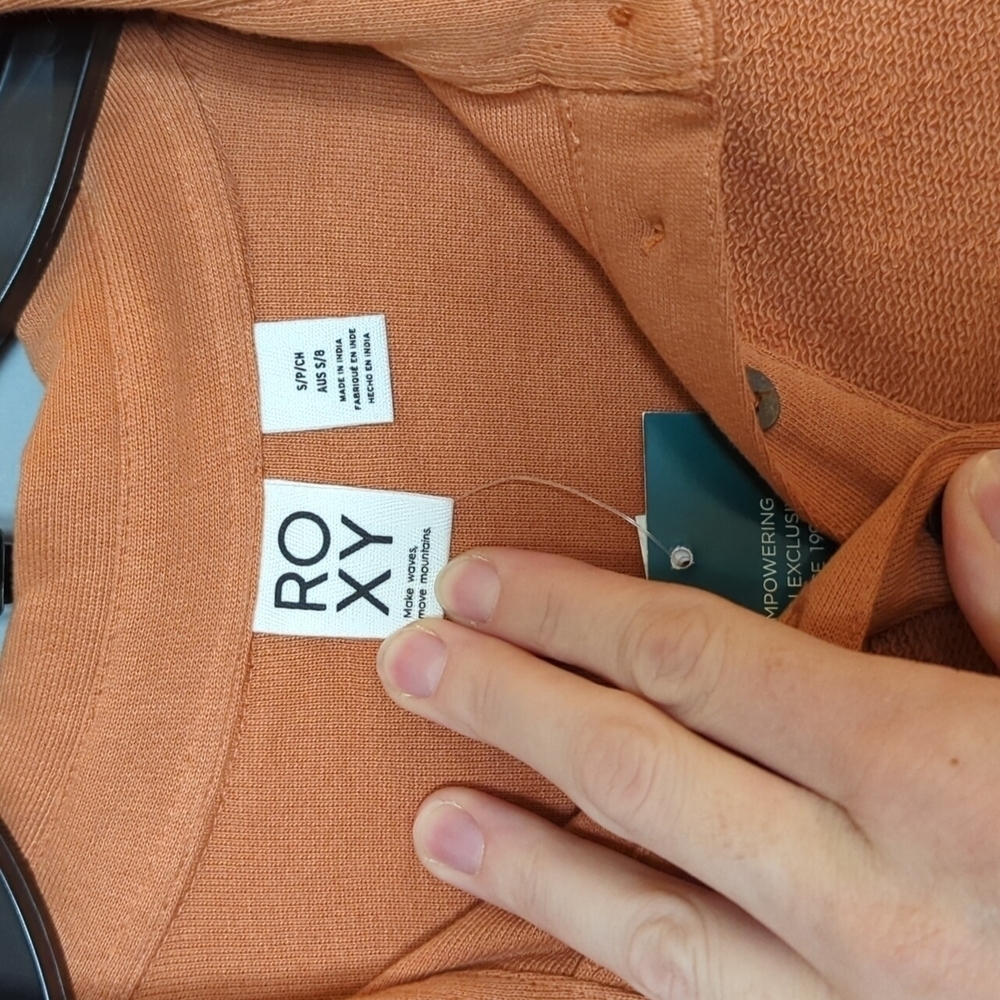NWT Roxy Top - Picture 2 of 6
